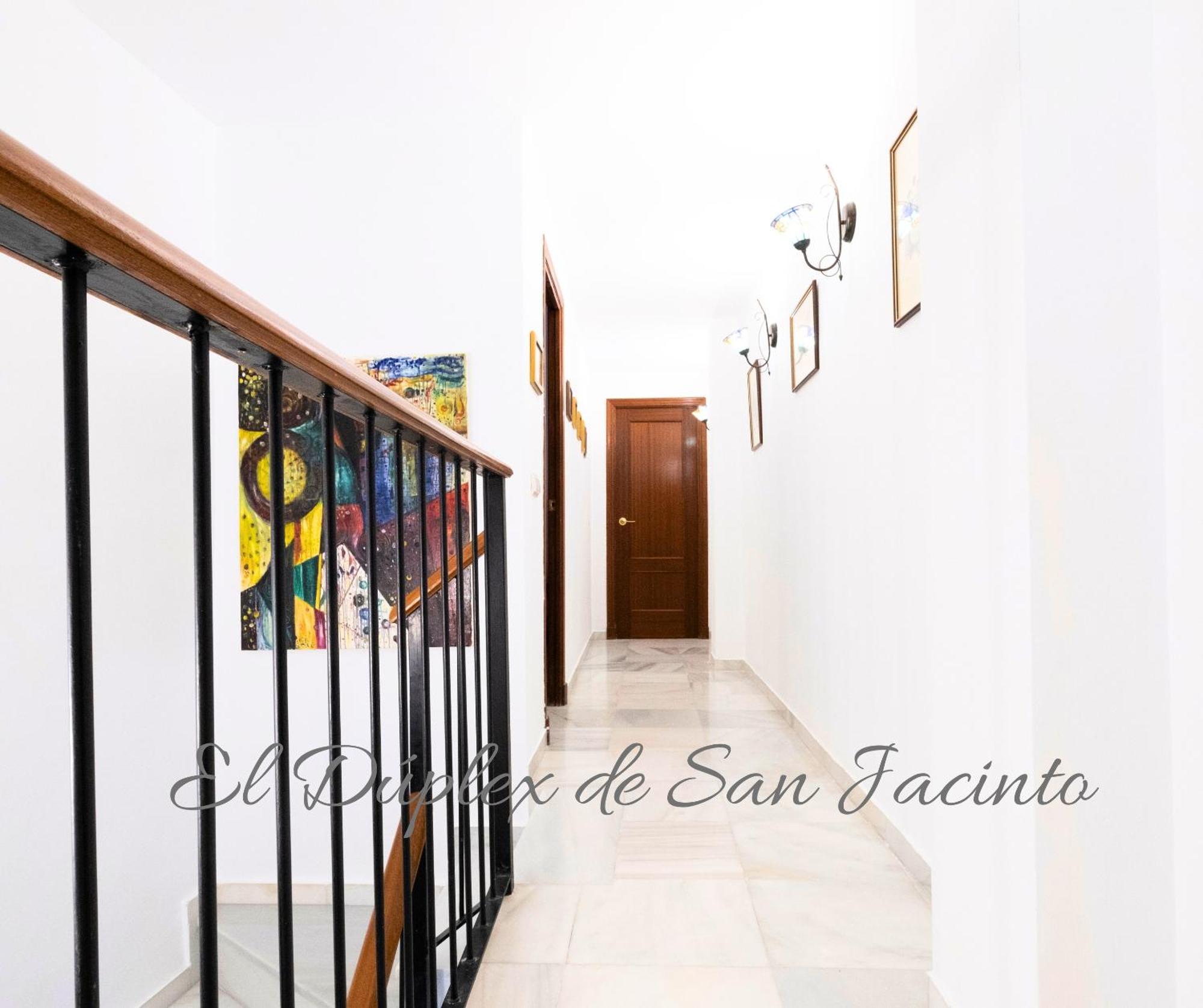 El Duplex De San Jacinto Apartman Sevilla Kültér fotó