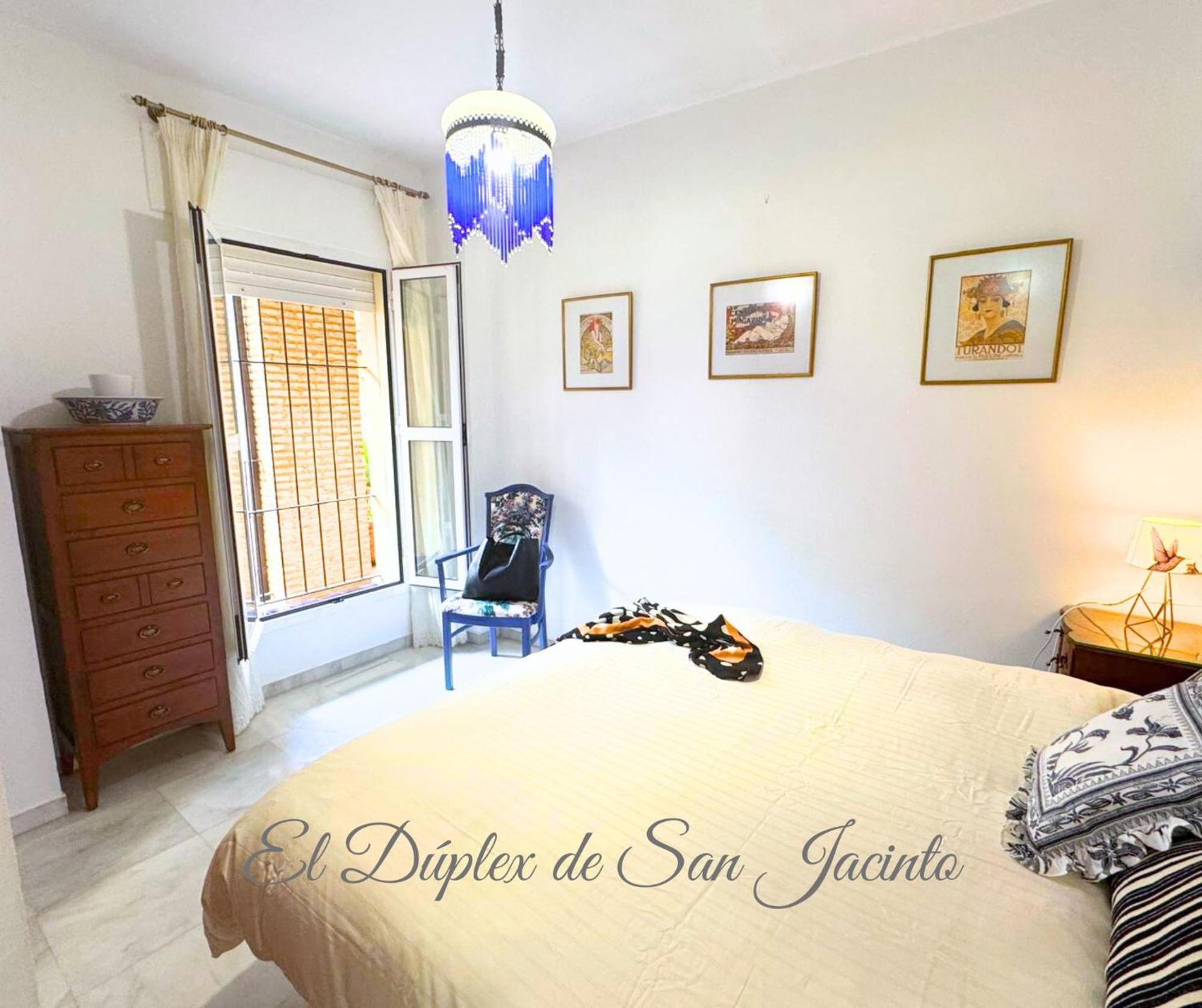 El Duplex De San Jacinto Apartman Sevilla Kültér fotó